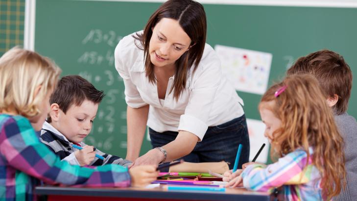 في الصف الدراسي  لا .. للتسلط .. نعم .. للتفاعل