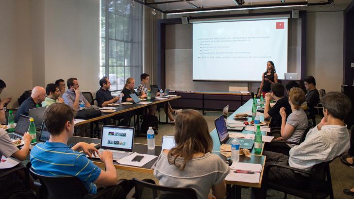 من كتيب استخدام: المؤثرات البصرية  (مدارس)