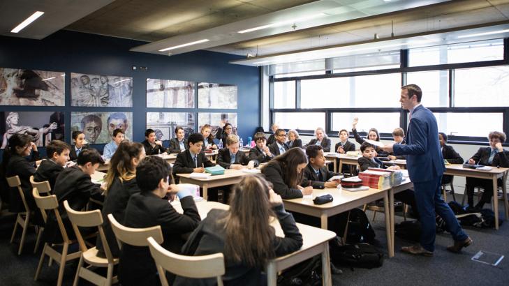 كلمات للمعلم والمتعلم والتعليم