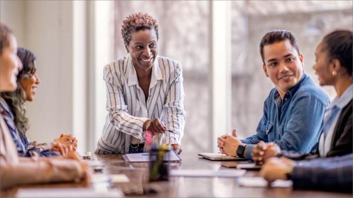 4 نصائح تساعد القادة على تعزيز الأمان النفسي في مكان العمل