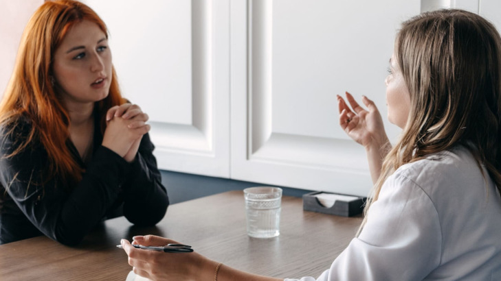 خطوتان لمساعدة عملاء الكوتشينغ في التعامل مع الخوف