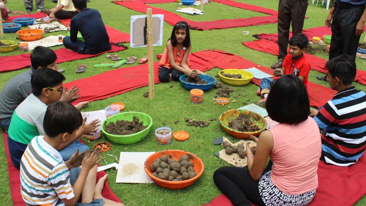 دور الأنشطة غير الصفية في صقل شخصية الطالب